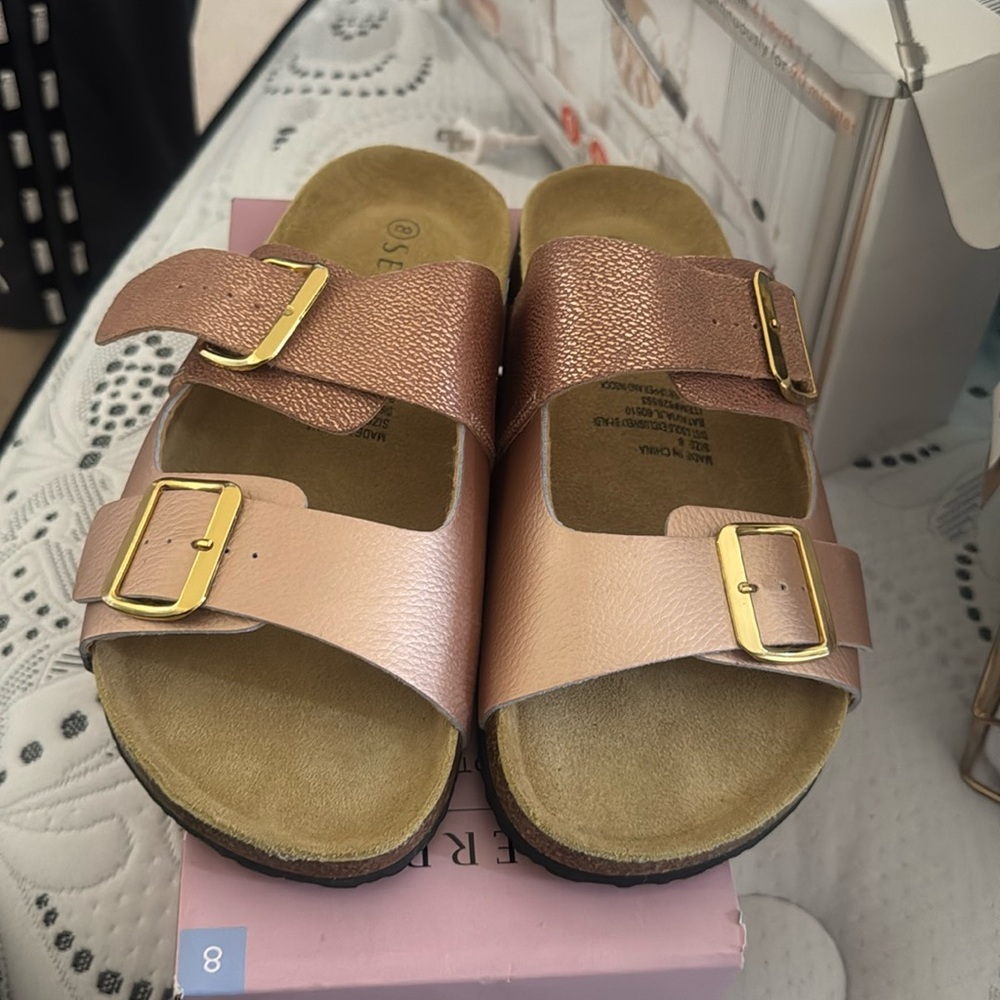 Women footbed sandals size 8